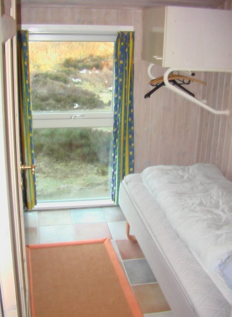 Schlafzimmer mit 2 Einzelnbetten  80 cm X 200 cm 