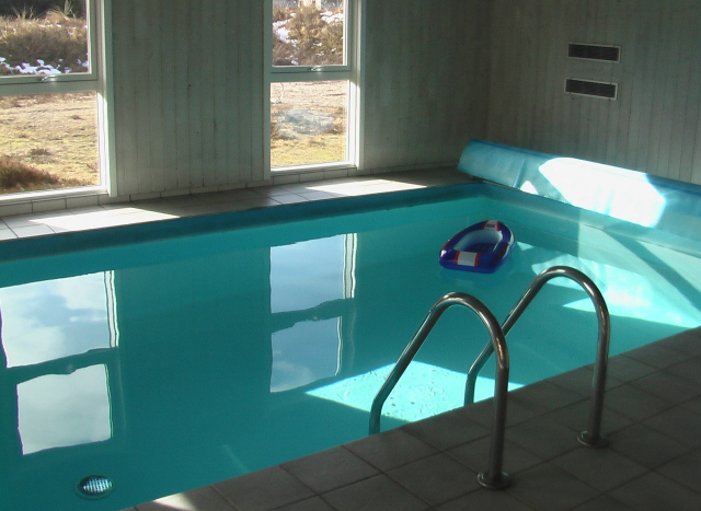 Poolhaus 18 m² großsen schwimmpool